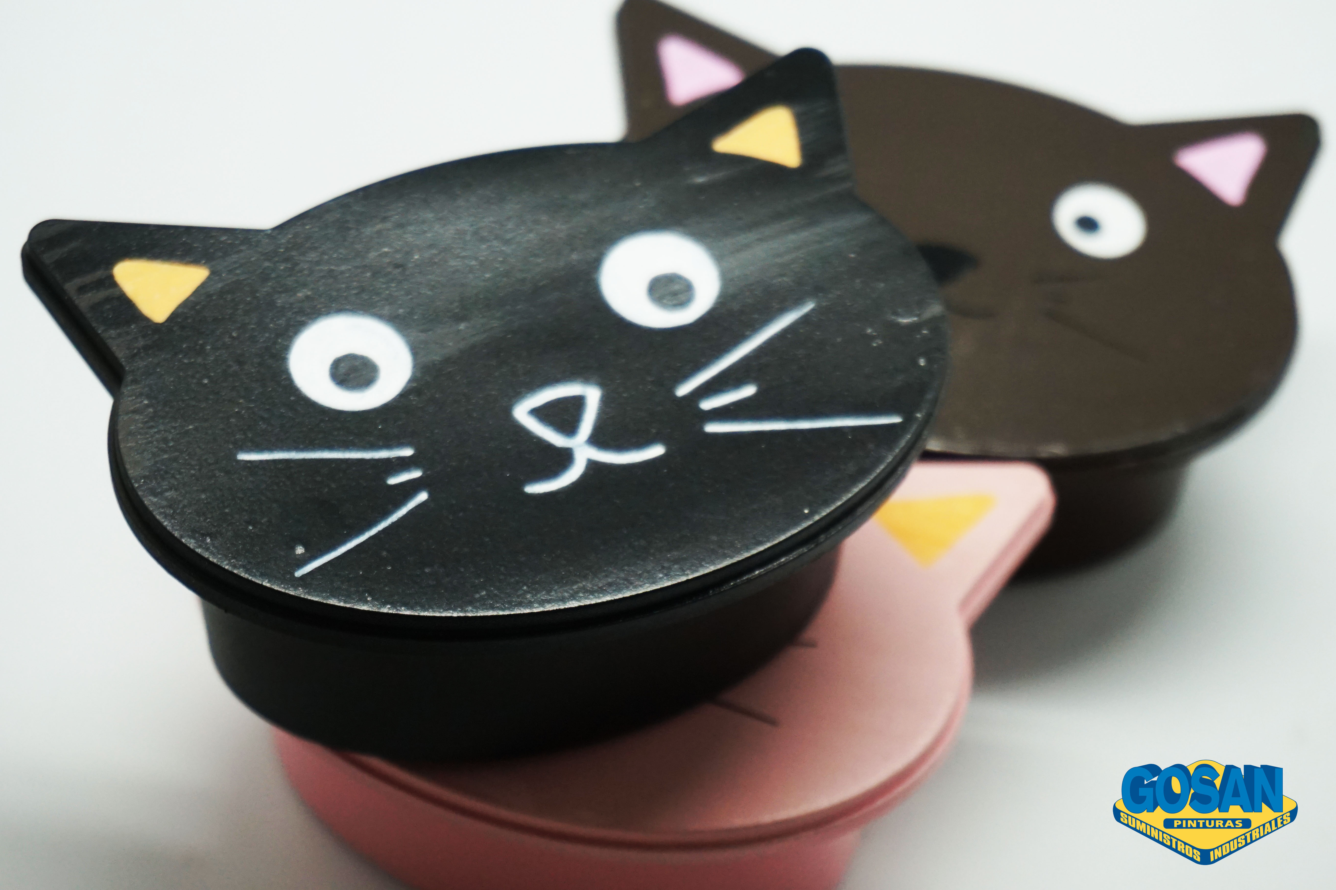 Cajas con forma de gato decoradas