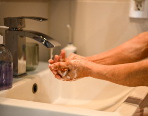 La higiene de manos es una de las principales medidas de protección contra el coronavirus